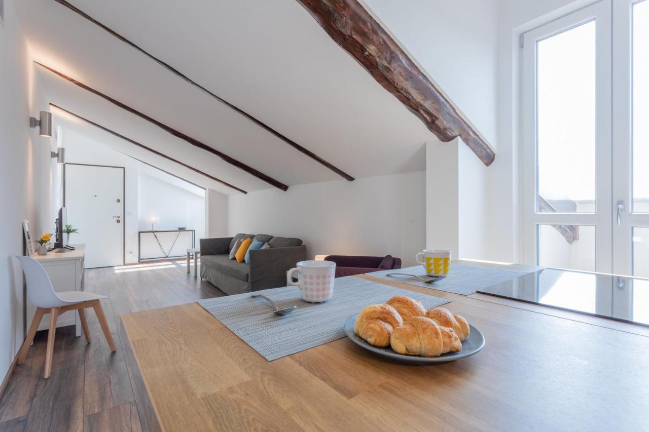 Appartement Mansarda Svizzera By Wonderful Italy à Turin Extérieur photo